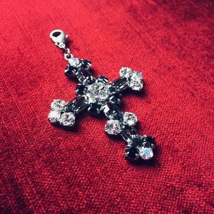 Sabika Cross Pendant